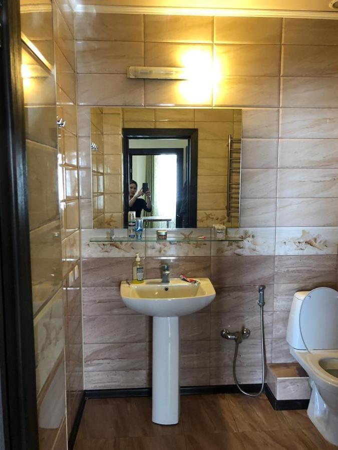 Квартира В Центре Бишкека! Dış mekan fotoğraf